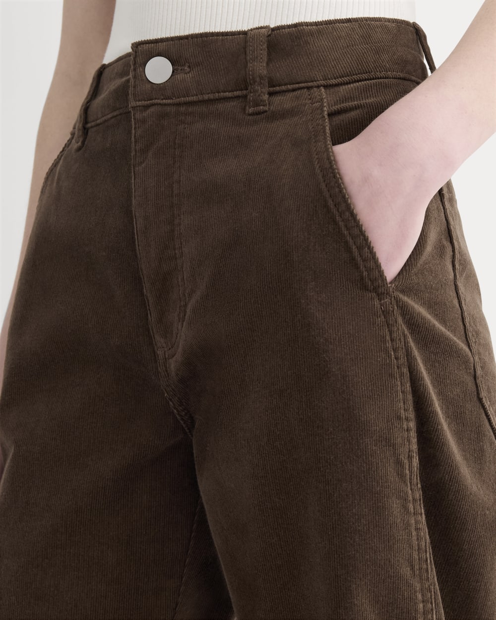 The Utility Barrel in Corduroy | Cocoa - Image 4
